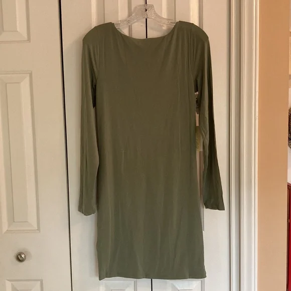 Aritzia - Wilfred ‘Lydia’ dress - Picture 6 of 8